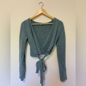 Garage Knit Tie Crop (fuzzy material)